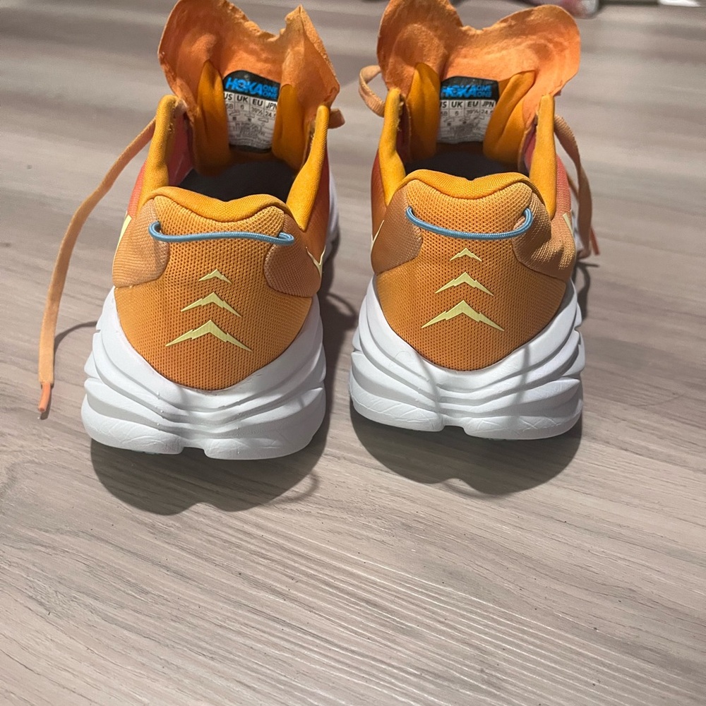 Hoka Ricon - Picture 3 of 6